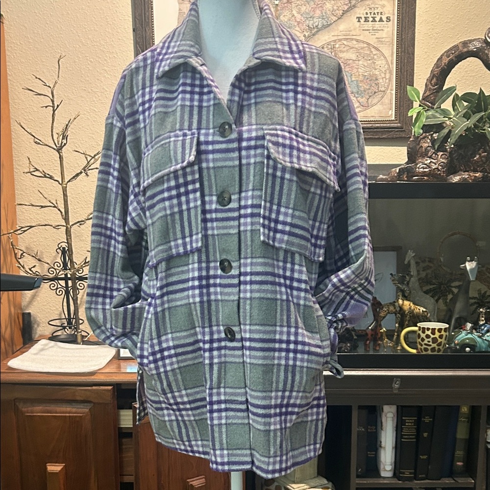 FOREVER 21 Plaid Button-Up Jacket size small